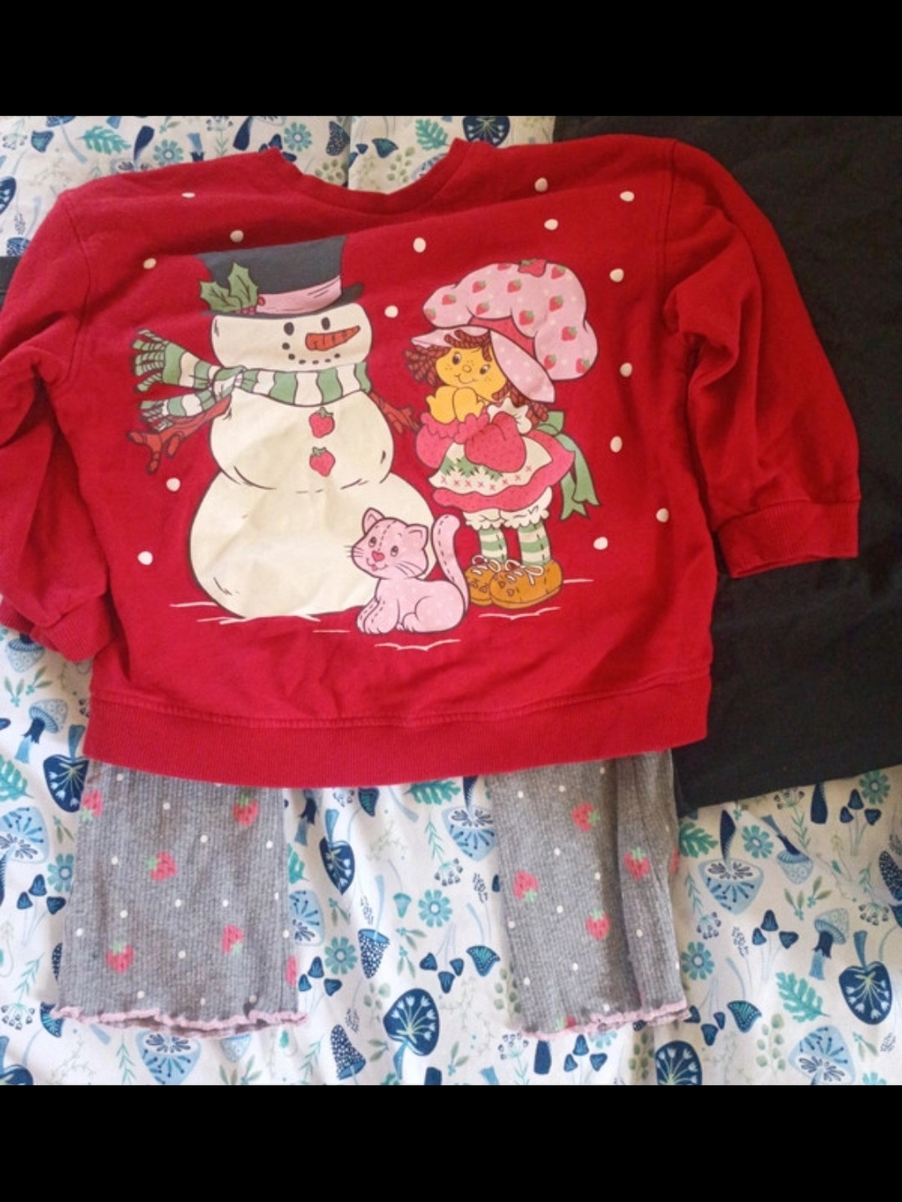 Strawberry Shortcake Christmas Sweatshirt & Leggings Set 4T